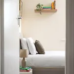 Long Stays-4bed House-parking-by Fabaccommodation Бристоль